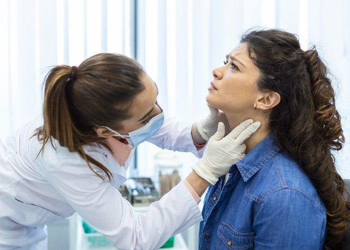 6 Signs You Could Benefit from Integrative Thyroid Treatment